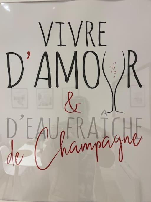 Champagne Stars Apartment